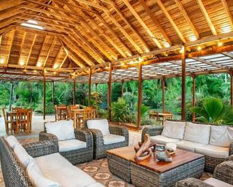 Miraflores Boutique Hotel Adults Only - סן אנדרס - פטיו