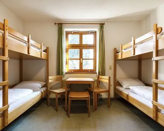 Jugendherberge Schliersee - Schliersee - Bedroom
