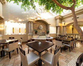 休斯頓霍比機場希爾頓酒店 - 休斯頓 - 餐廳