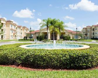 Terrace Tower - Loughman - Piscina