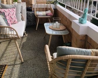 Sunny 2 bed Restaurants beach at door Pets O.K - Σίδνεϊ - Μπαλκόνι