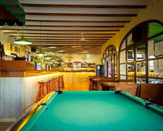 Camping Castell Montgri - L'Estartit - Bar