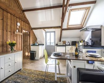 Ashgrove Farm - 1 Bedroom Apartment - Llawhaden - Narberth - Kitchen