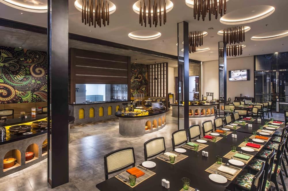 Great Trails Wayanad By Grt Hotels - Vythiri - מסעדה