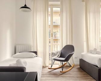 Joivy Modern Studio For 3 - Milano - Camera da letto
