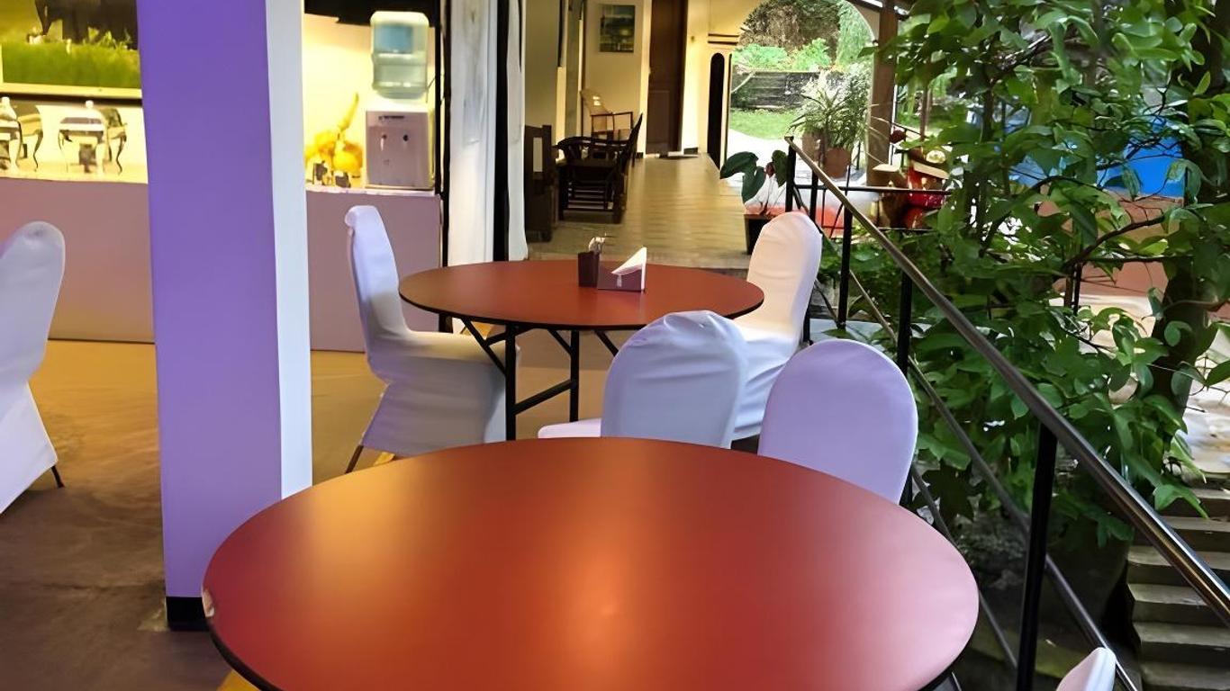 White House Adams Peak