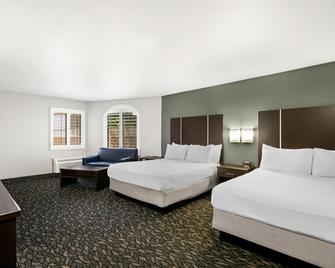 Best Western Desert Villa Inn - Barstow - Bedroom