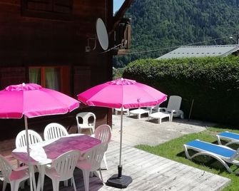 Chalet 3 Etoiles - Le pèlouêt - Morzine - Binnenhof