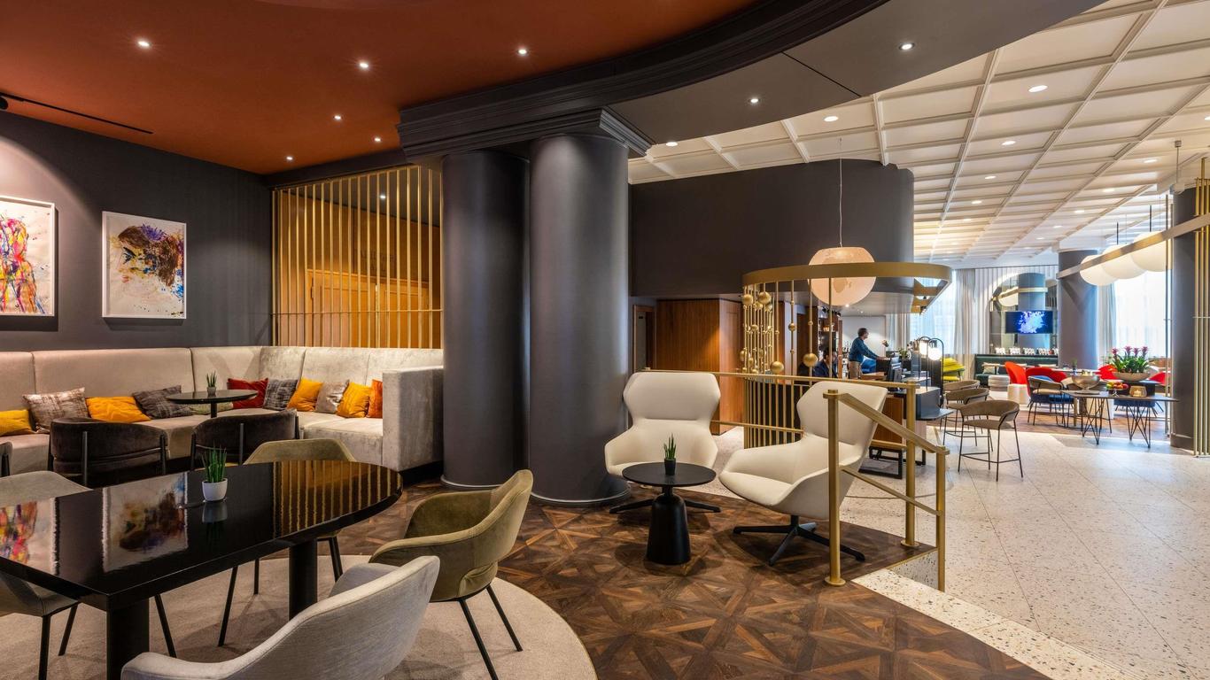 بولمان Stuttgart Fontana