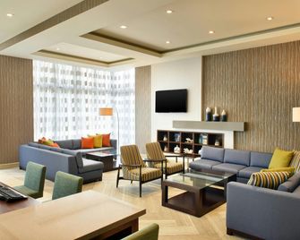 Four Points by Sheraton Coral Gables - Coral Gables - Sala de estar
