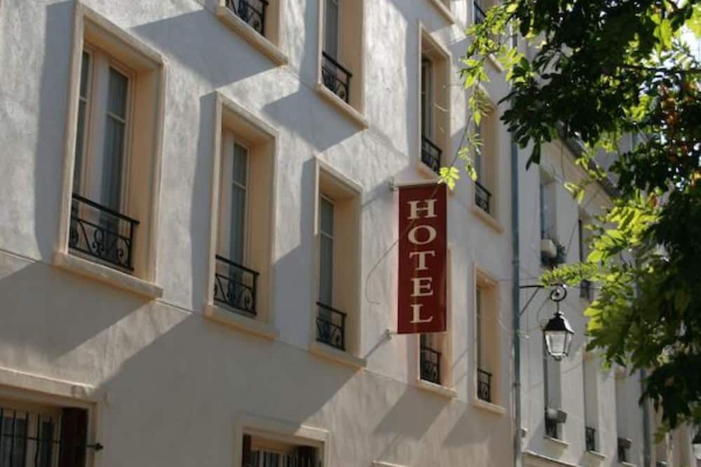 أوتل دو روزيلون