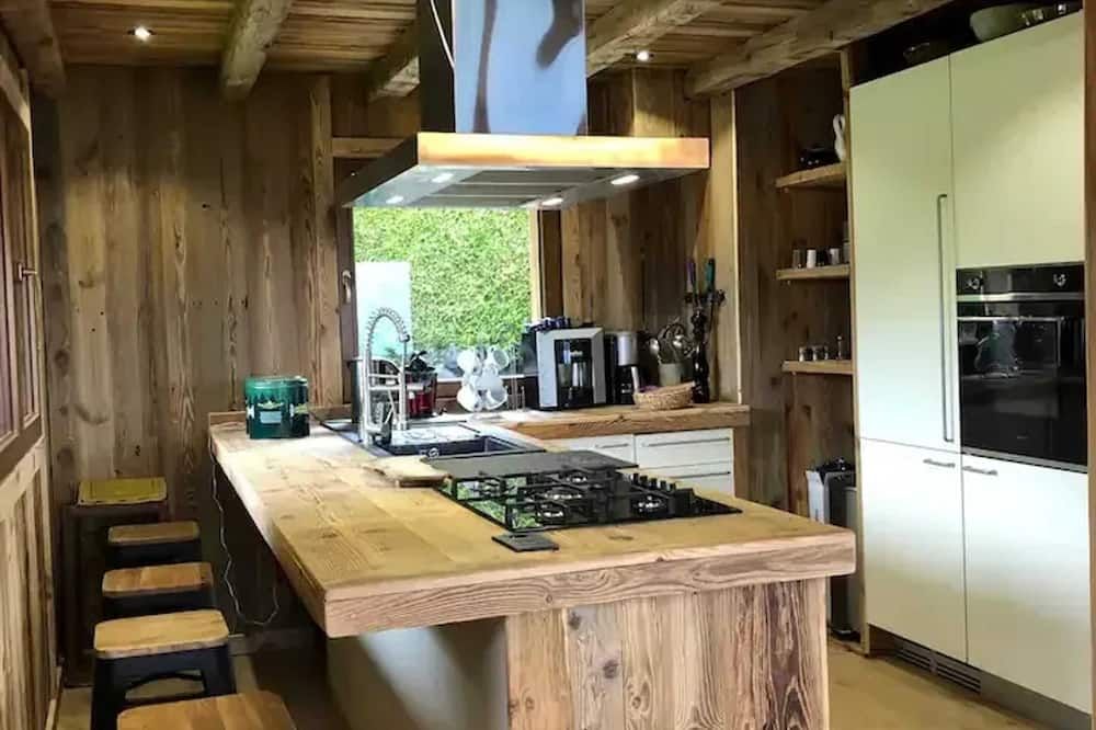 Fully equipped spacious chalet with garden, BBQ & terrace | City view | Suitable for remote work - Cordon - Cuisine
