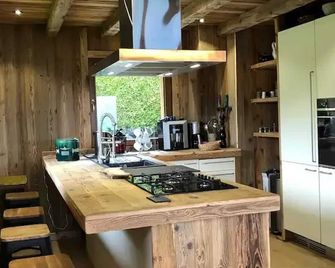 Fully equipped spacious chalet with garden, BBQ & terrace | City view | Suitable for remote work - Cordon - Cuisine