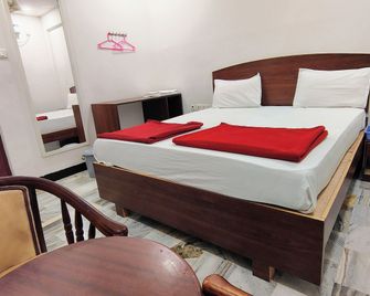 Hotel Rayas - Kumbakonam