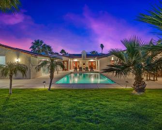 Hacienda Miranda- Private Estate - Palm Springs - Pool
