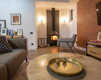 Marrone Hotel Tsaghkadzor - Tsaghkadzor - Wohnzimmer