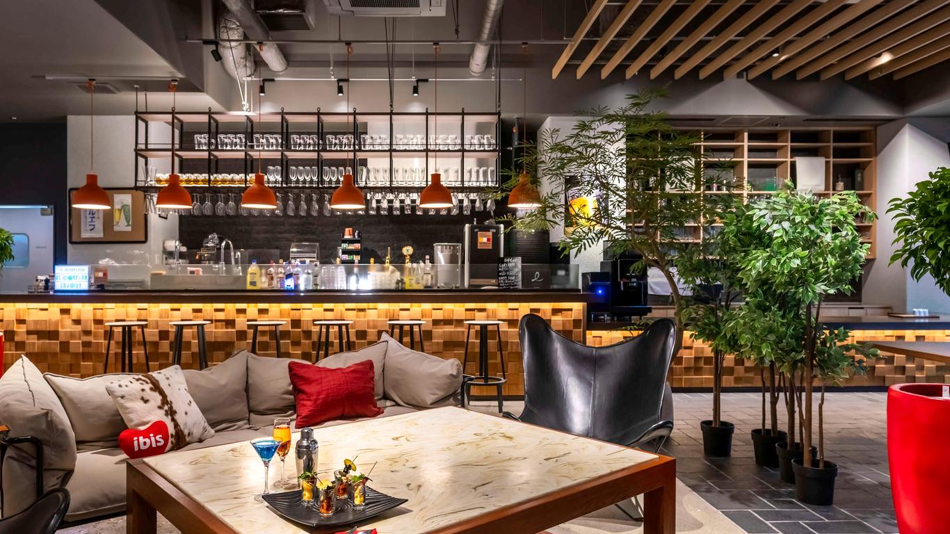 إيبيس أوساكا يوميدا