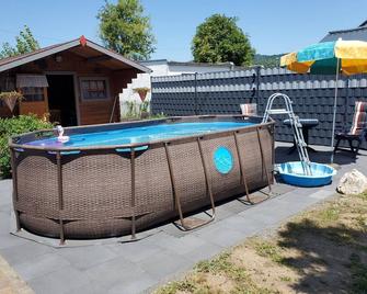 Apartment Winn - Apartment, Shower Or Bath, Wc, 1 Schlafrau - Bendorf - Pool
