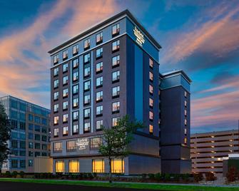 Fairfield Inn & Suites by Marriott Boston Medford - Medford - Building