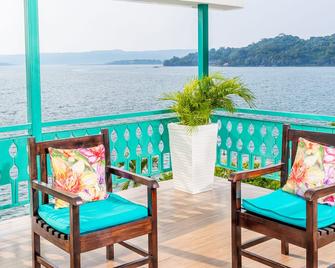 Hotel Casa Turquesa - Flores - Balkon