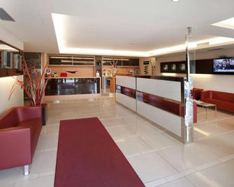 Wellness Hotel Casa Barca (Adult Only) - Malcesine - Recepción