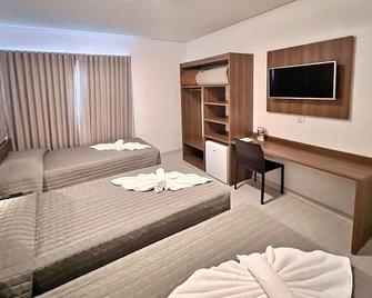 Sky Premium Hotel - Gramado - Schlafzimmer