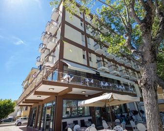 Hotel Atlas - Cesenatico - Building