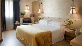 Starhotels Metropole - Rome - Bedroom