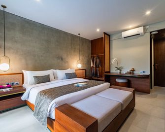 자파 스위트 & 빌라 - 덴파사르 - 침실