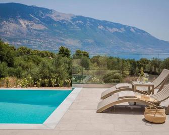 Magnificent Kefalonia Villa 3 Bedrooms Villa Montagna Mare Private Pool Stunning Sea Views Pesada - Pesada - Piscine