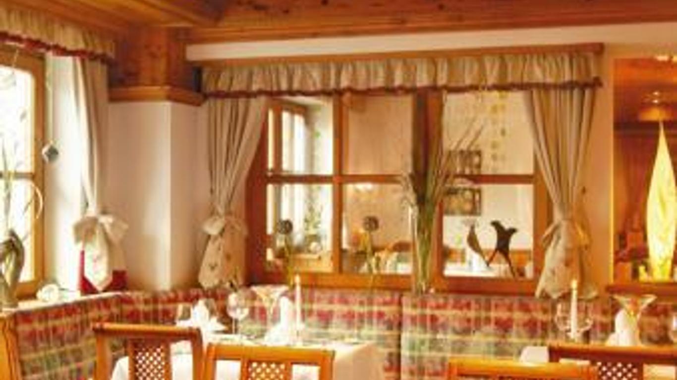 Hotel Neue Post