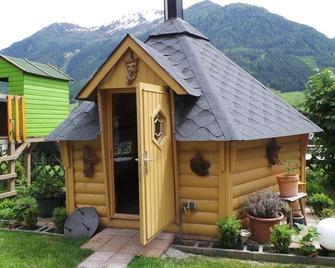 Hotel Garni Pinzgau, Bernd Hüttl - Neukirchen am Großvenediger - Gebäude