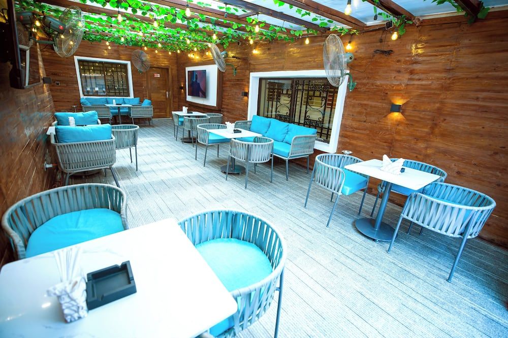 Tranquil Oasis Hotel thumbnail 2