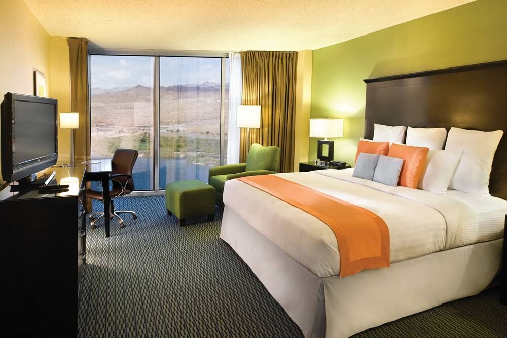 ذا أكوارياس كازينو ريزورت، بي دبليو بريمير كوليكشن