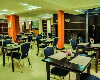 Hotel Le Village Distributed By Intercity - Joinville - Restaurante