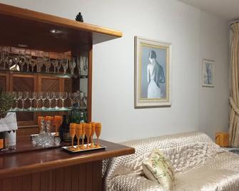 Dance Samba on the beach after a relaxing day in the sun. - ريو دي جانيرو - غرفة معيشة