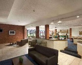 Travelodge by Wyndham Chatham - Chatham-Kent - Ingresso