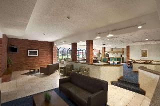 Travelodge by Wyndham Chatham - Chatham-Kent - Лоббі
