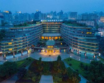 Wyndham Grand Plaza Royale Hangzhou - Hangzhou - Gebouw