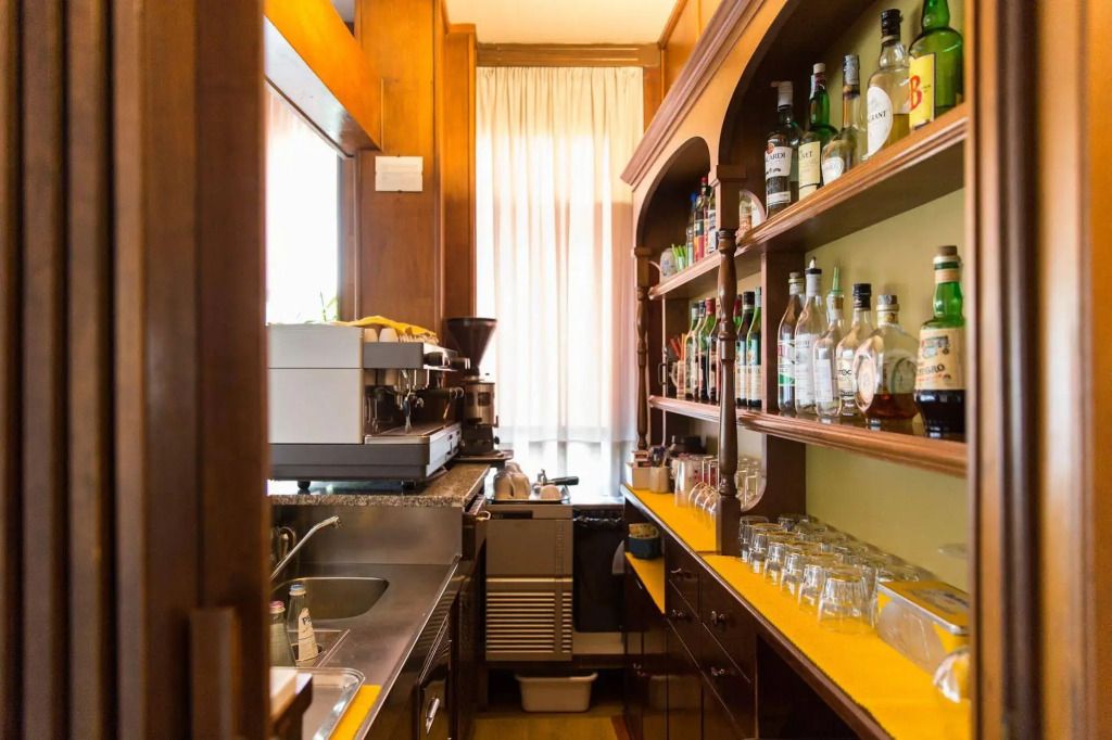 فندق جلوريا