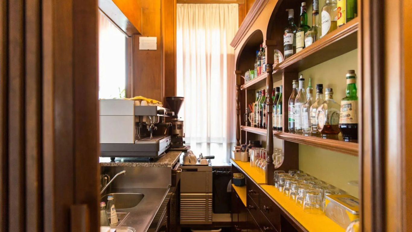 فندق جلوريا