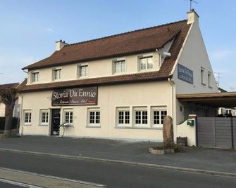 Storia Da Ennio - La Verrière - Edificio