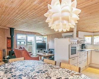 8 person holiday home in Hesselager-By Traum - Hesselager - Comedor