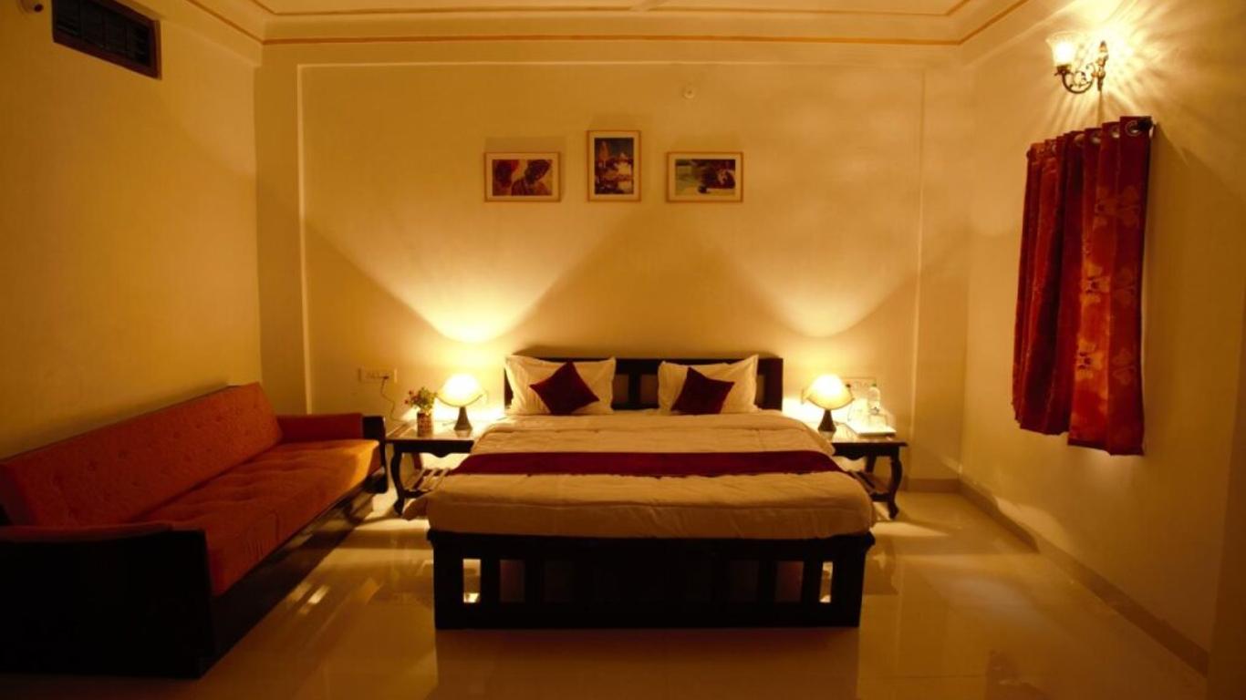 Hotel Nahargarh Palace
