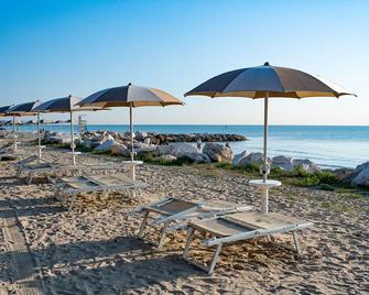 Club del Sole Stork Family Collection - Roseto degli Abruzzi - Playa