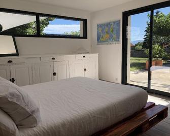 Chambre Moderne dans Loft - Davézieux - Habitación