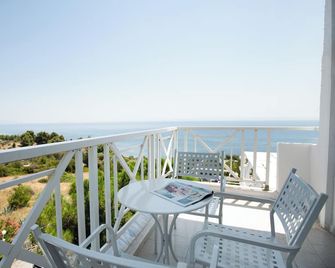 Bianco Olympico Beach Resort - Vatopedi - Balcón