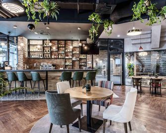 Ibis Styles Lublin Stare Miasto - לובלין - בר