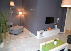 Daily Weekly Rental Apartment In Balgat Ankara - Ankara - Living room