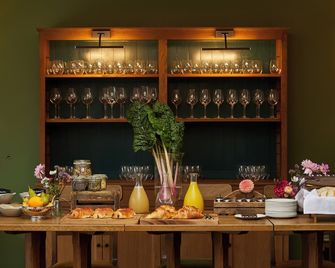 The Woolpack Inn - Alresford - Buffet